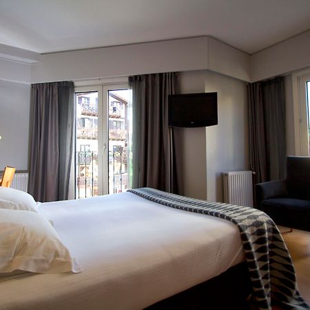 Hotel Jauregui Hondarribia Bagian luar foto