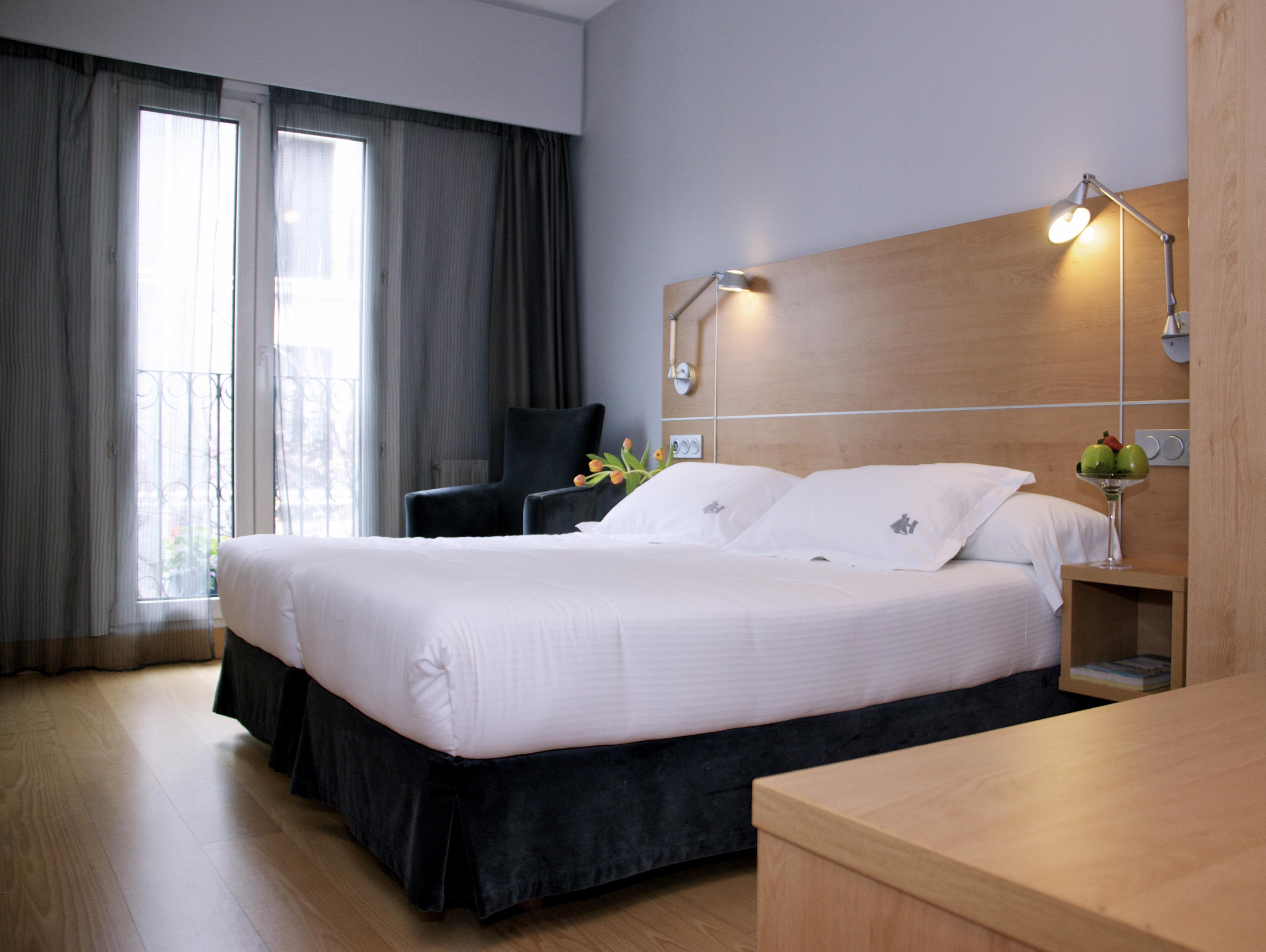 Hotel Jauregui Hondarribia Bagian luar foto