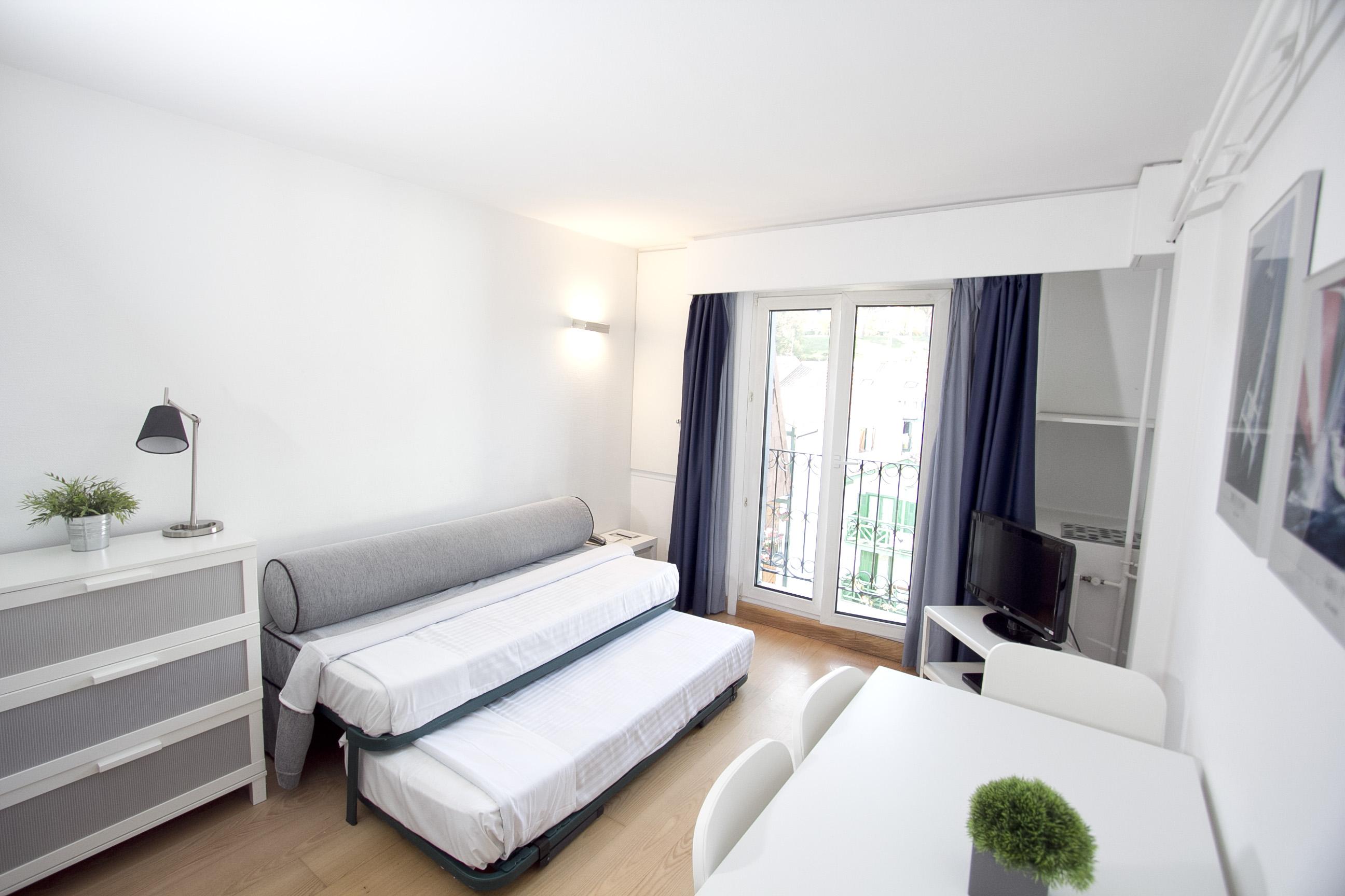 Hotel Jauregui Hondarribia Bagian luar foto