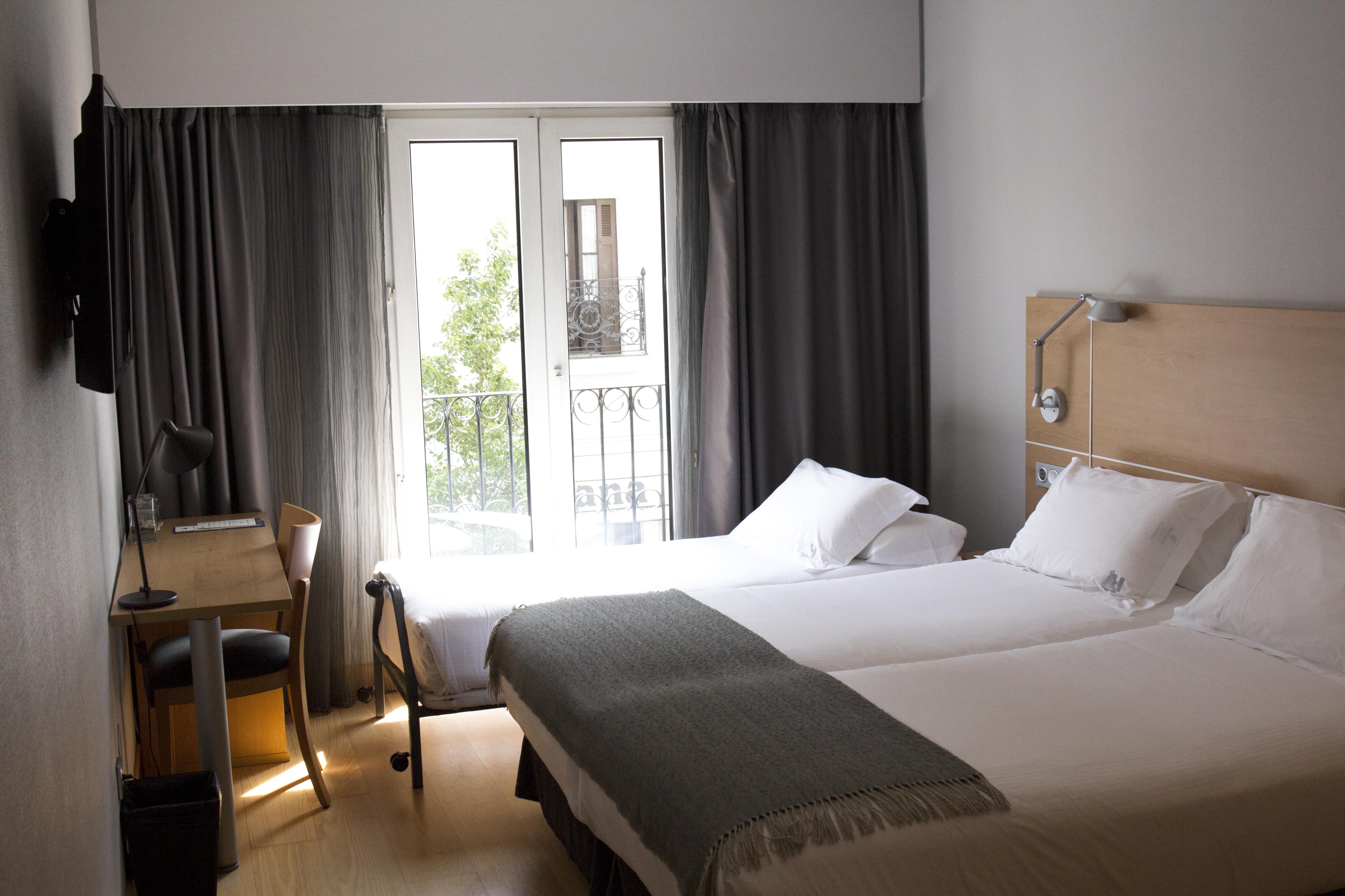 Hotel Jauregui Hondarribia Bagian luar foto