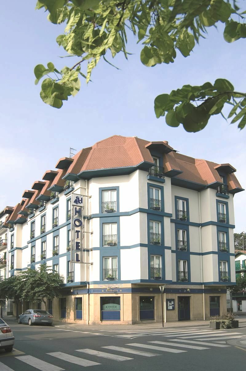 Hotel Jauregui Hondarribia Bagian luar foto